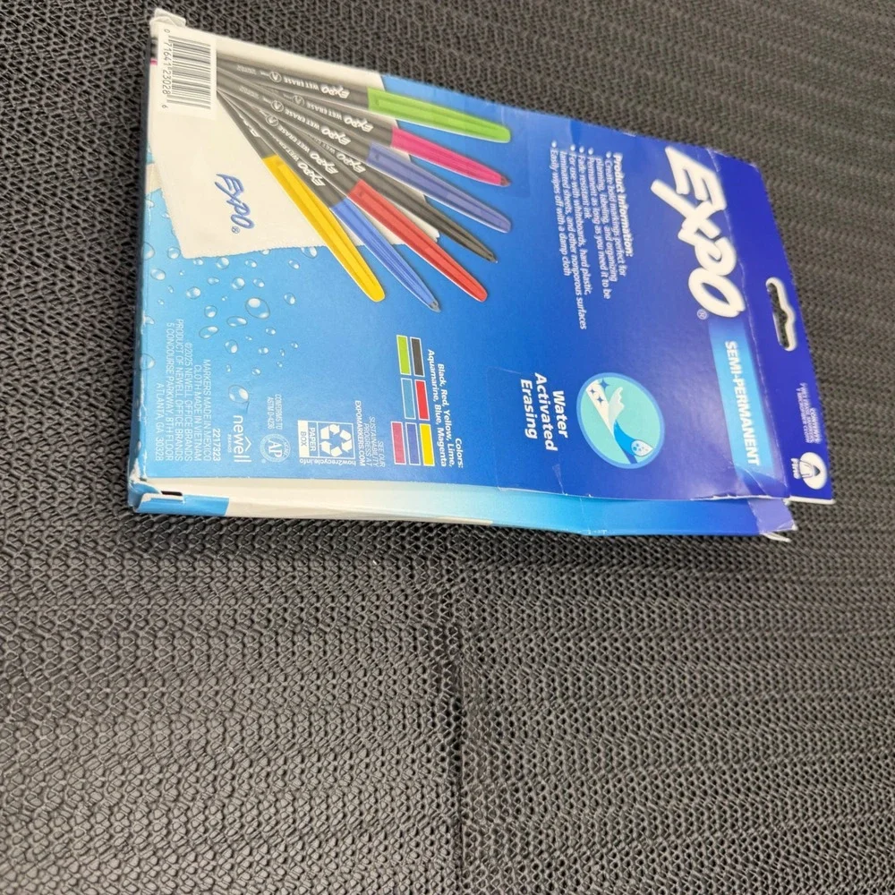Expo Wet Erase Markers Fine Tip 7 Colors with Microfiber Cloth 8ct 2217323